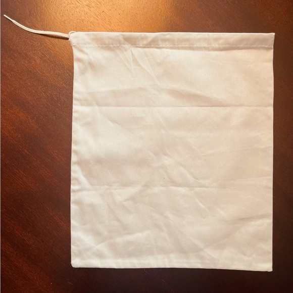 Set of THREE M Gemi Dustbags - Picture 5 of 7